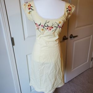 Betsey johnson embroidered flower dress vintage